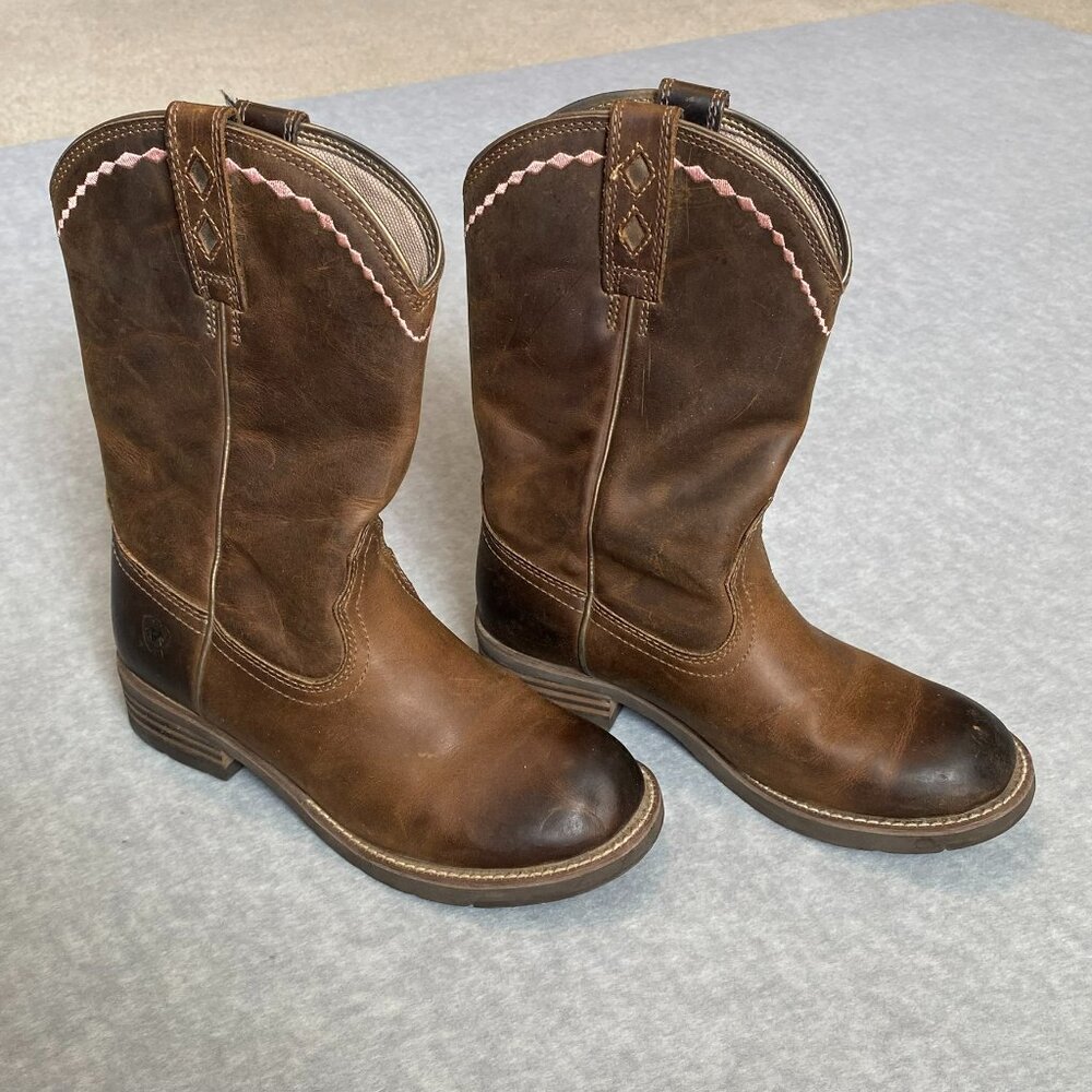 Ariat Unbridled Roper Boots – Size 7.5B